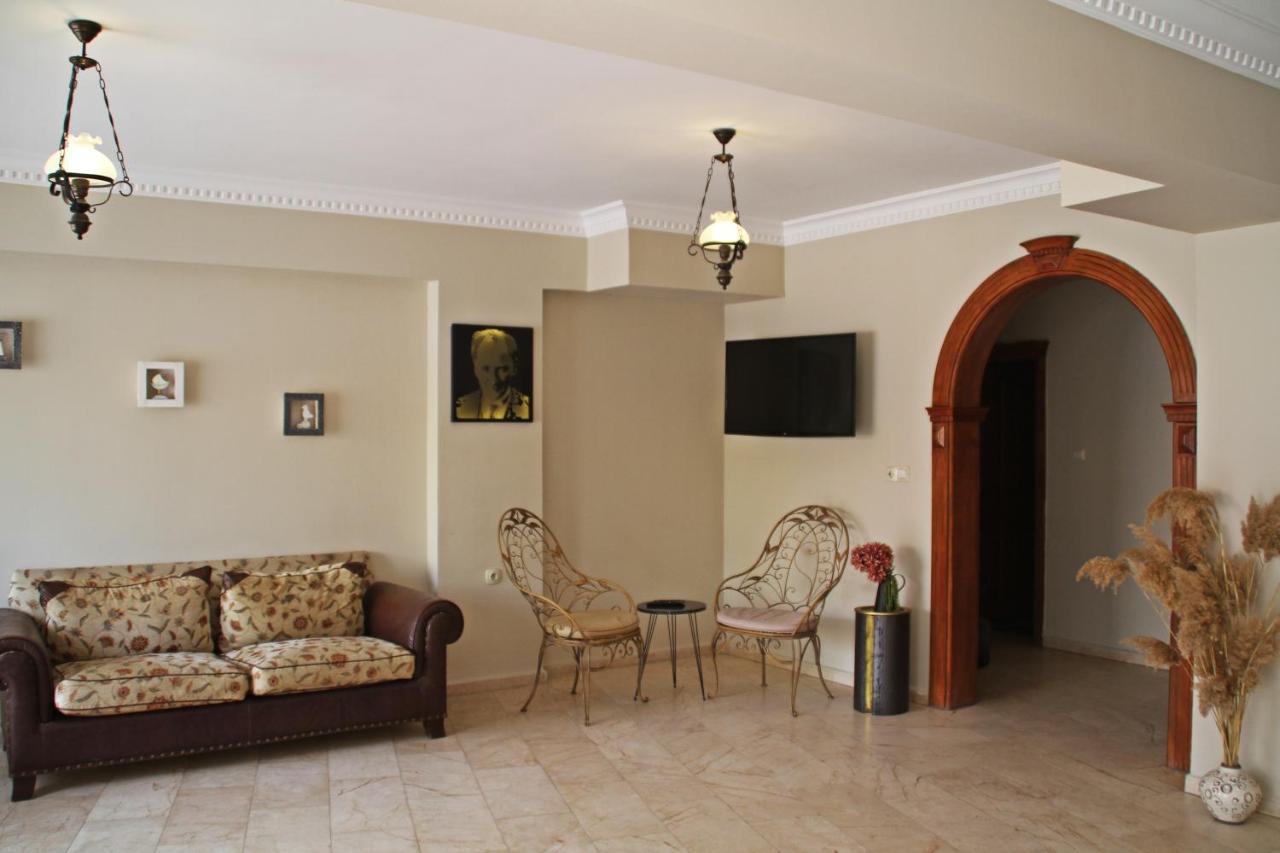 Rosy Suites Hotel Kusadasi Exterior photo