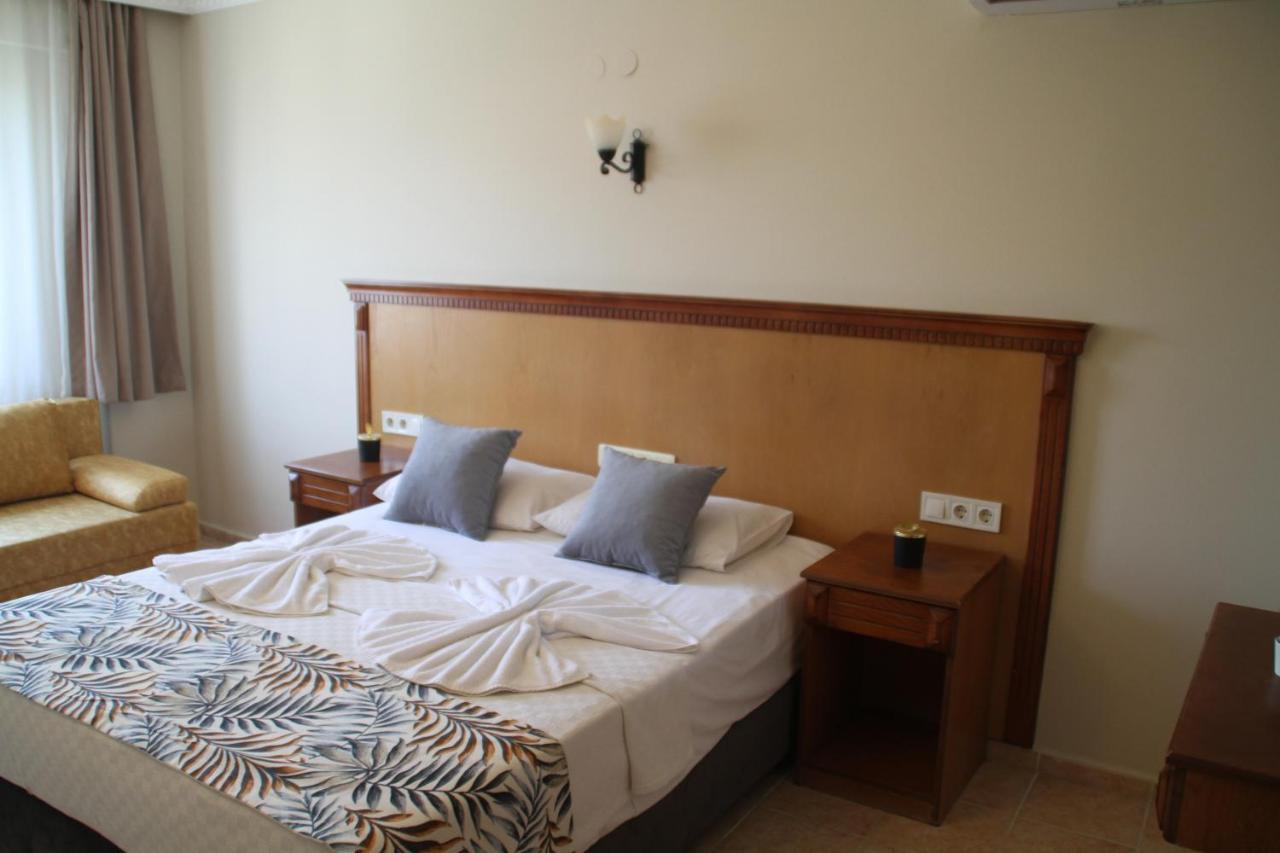Rosy Suites Hotel Kusadasi Exterior photo