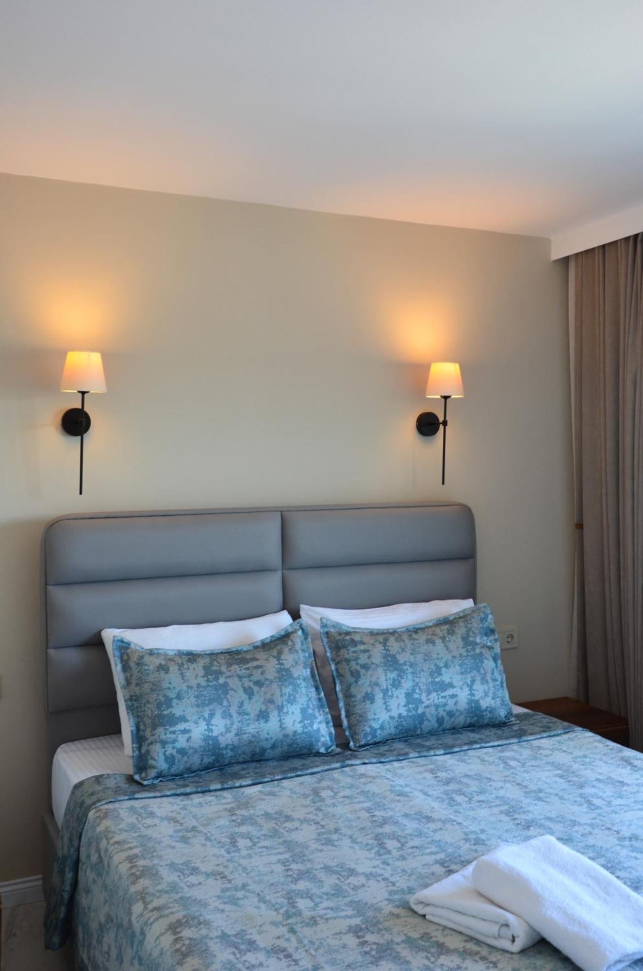 Rosy Suites Hotel Kusadasi Exterior photo